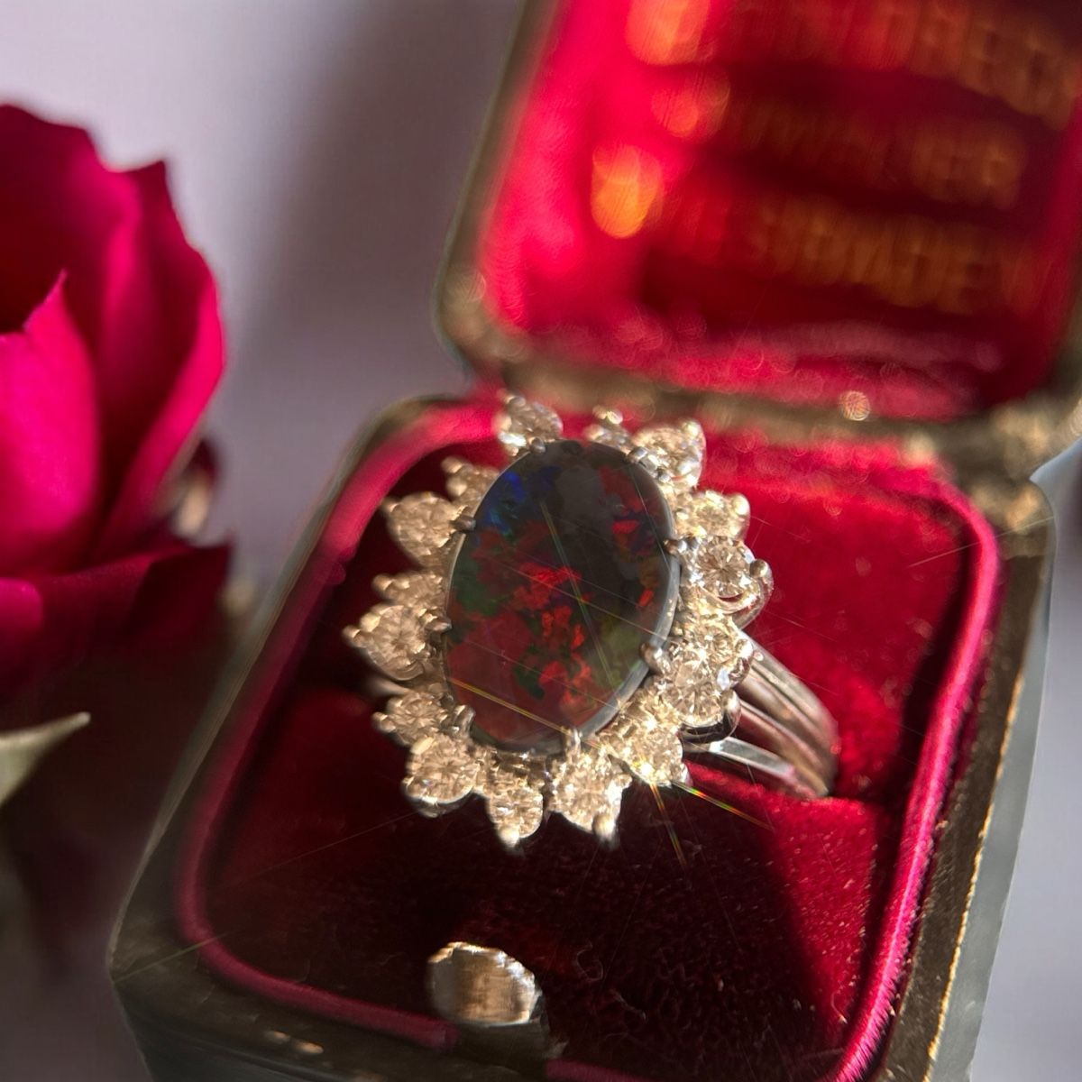 Anelli: Spektakulärer Opal-Diamantring in 18k Gold, Rotfeuer – Usato da Embrach venduto da estzeh1 9