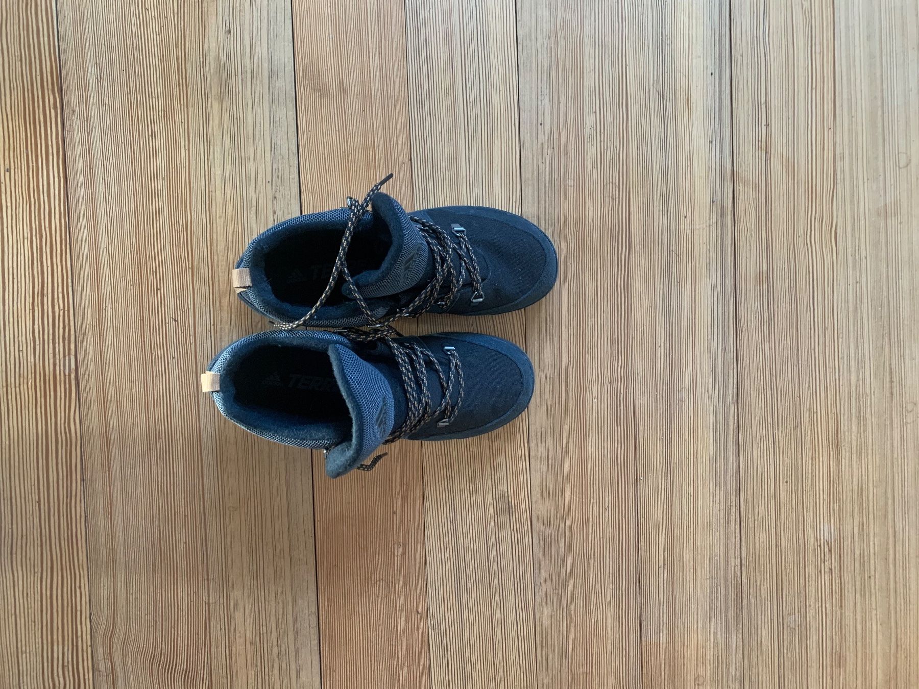 Adidas Scarpe da uomo: ADIDAS OUTDOOR SCHUHE – Nuovo (secondo la descrizione) da Grafenried venduto da 3322 1