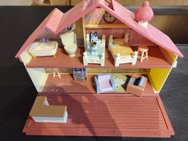 Bluey Family Home Playset with Furniture and Figure
