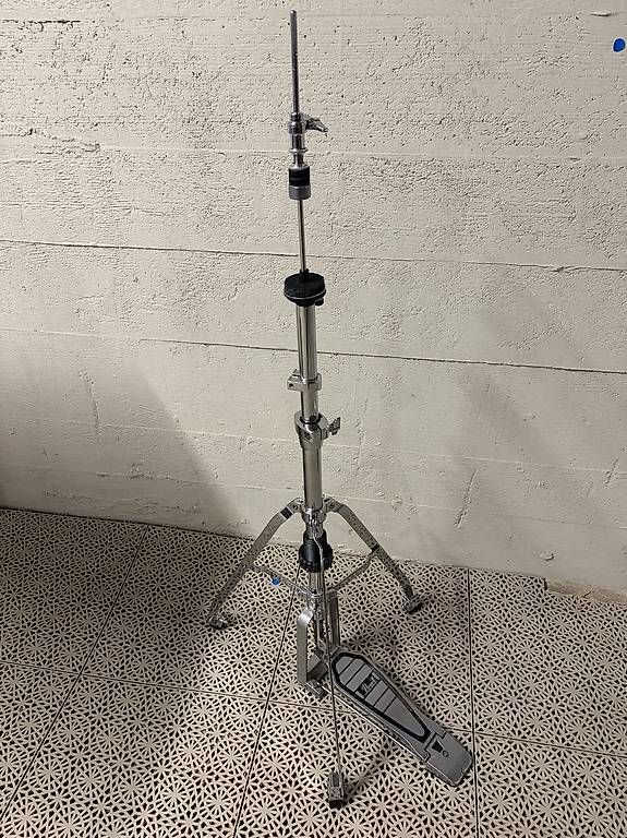 Musikinstrumente: HiHat-Ständer – Gebraucht aus Zürich von SuperSeven2.0