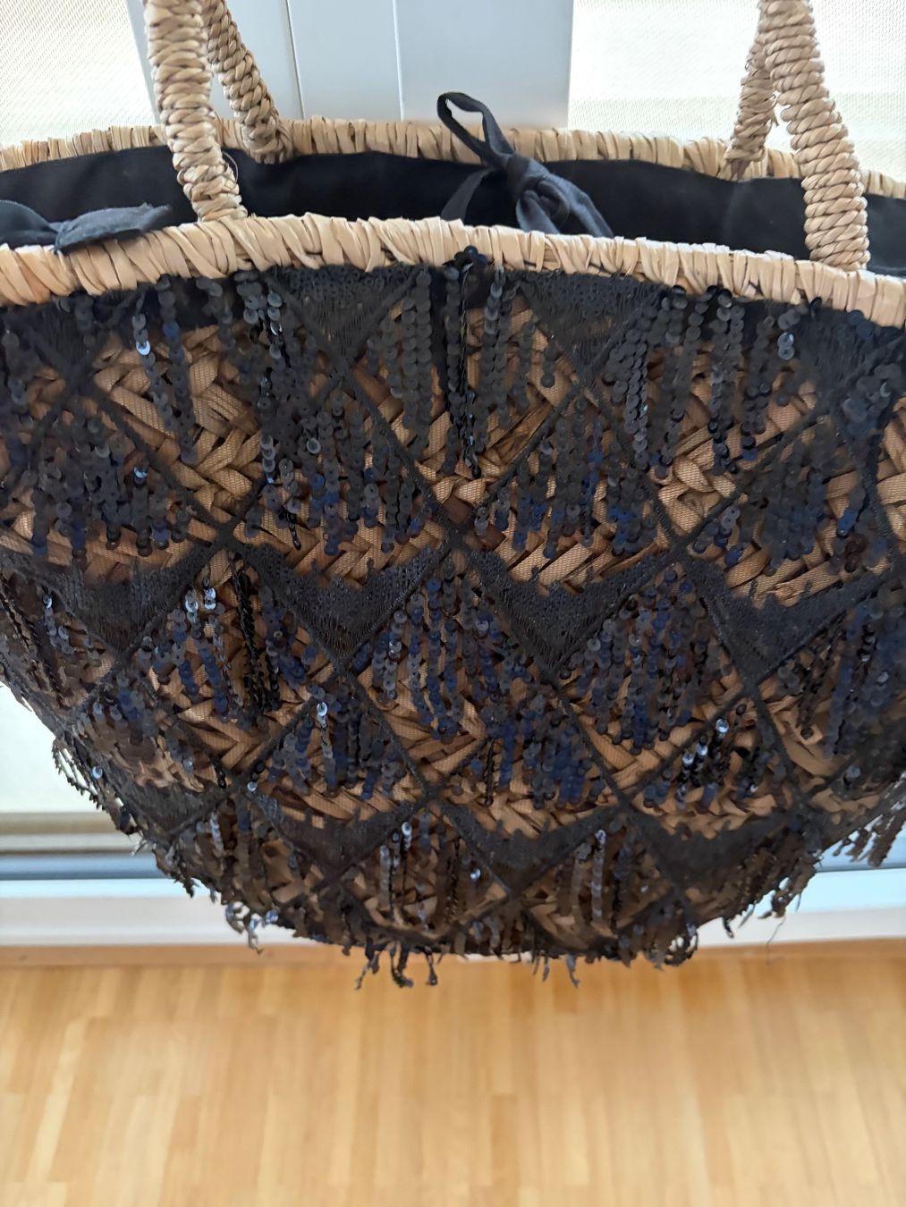 Borse da donna: Black sequins beach bag – Usato da Pratteln venduto da nad_b9cx 1