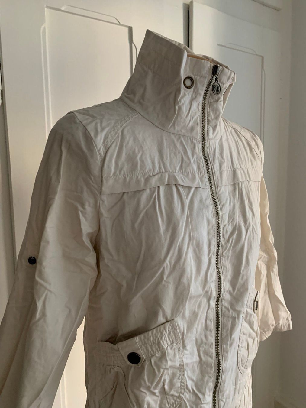 Bershka Jacken: BERSHKA - Jacke beige leicht S – Gebraucht aus Zürich von Diazaio 1