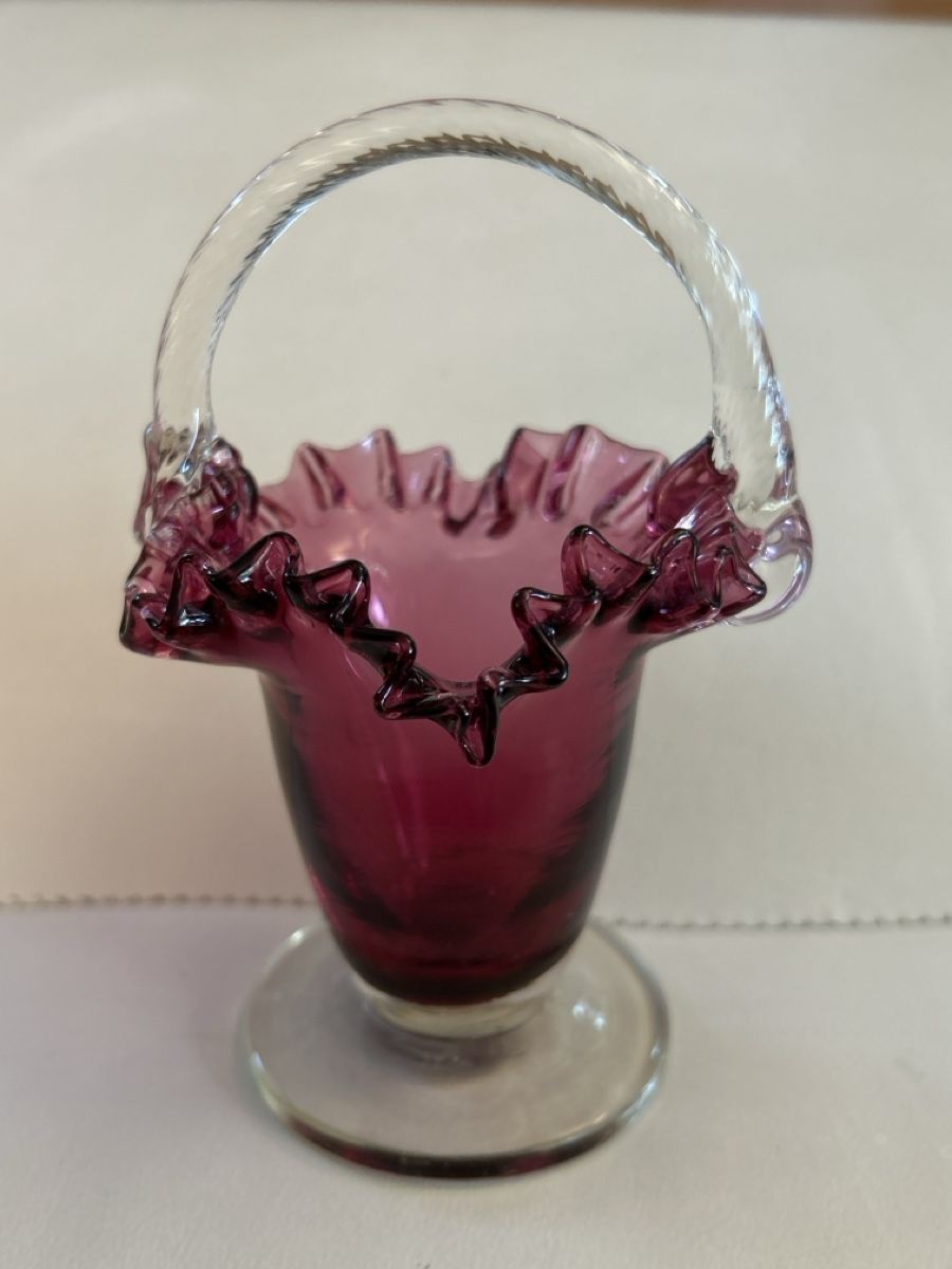 Bicchieri: Antikes Biedermeier Glas-Körbli, Handarbeit – Usato da Düdingen venduto da Reconflo