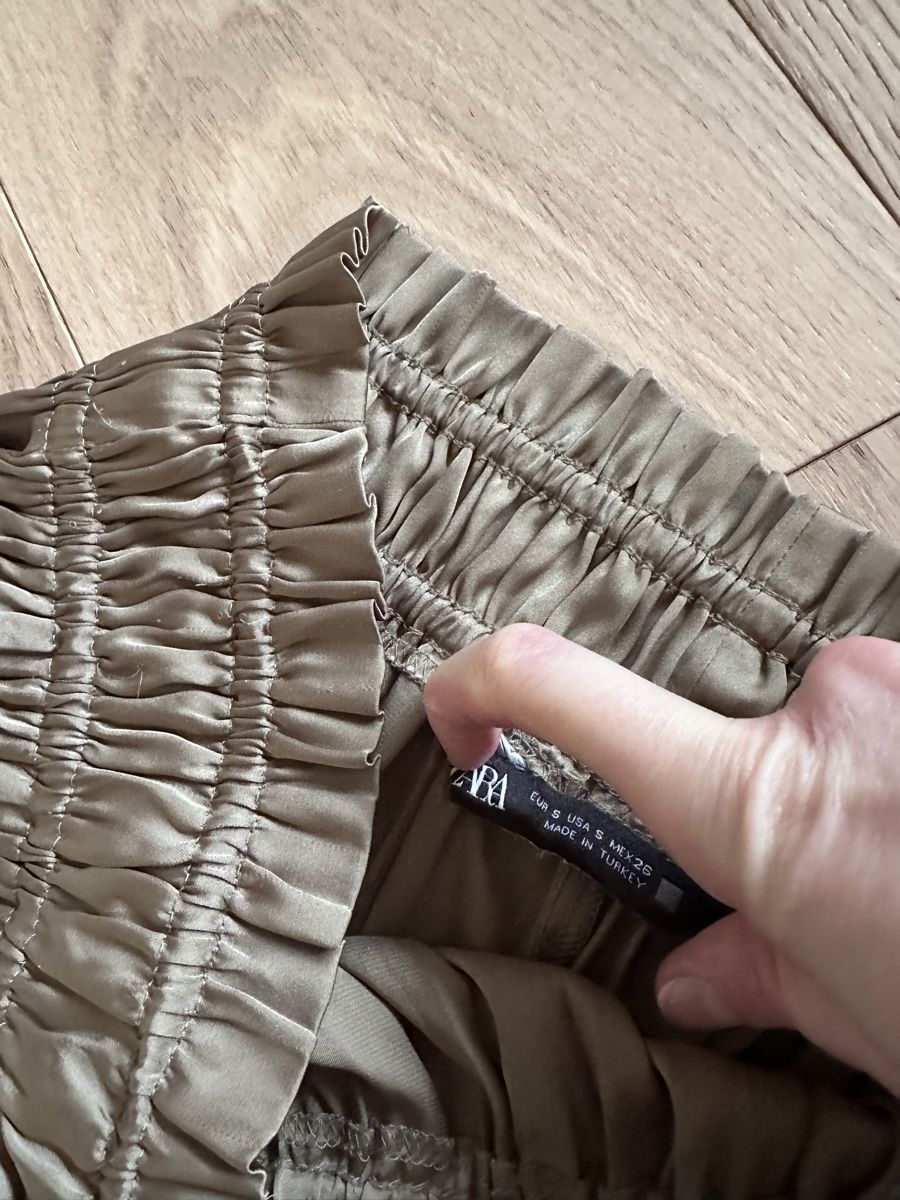 Zara Jupes: ZARA Rock – D'occasion à Küssnacht am Rigi par annine.l. 3