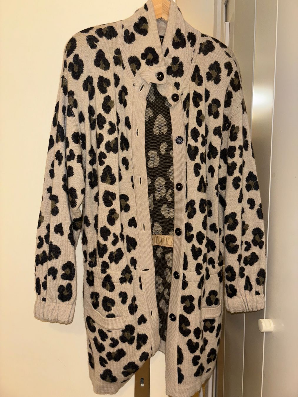 Escada Giacche: Escada wool cardigan – Nuovo (secondo la descrizione) da Versoix venduto da Sokln_99
