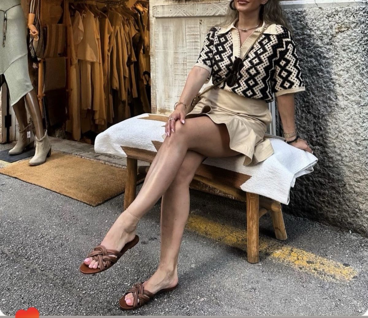 Sandro Gonne: Jupe Sandro courte évasée beige taille 1 coton neuve – Usato da Cham venduto da Ezhdoll 6