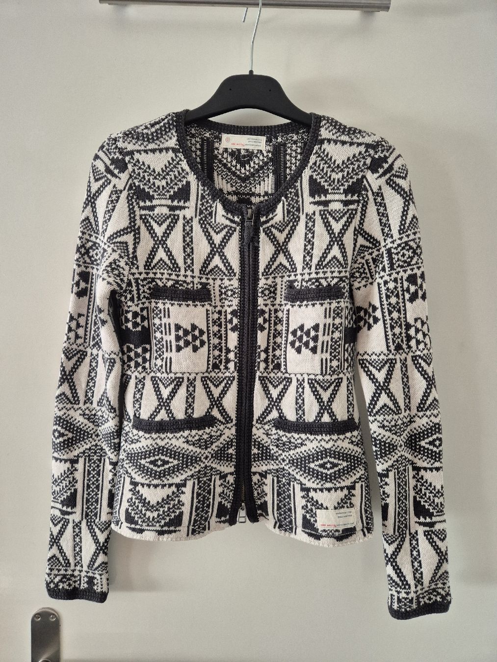 Odd Molly Giacche: odd Molly Strickjacke Gr. XS – Usato da Thalwil venduto da Briscolina