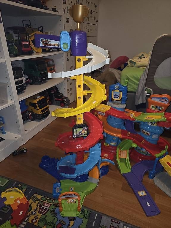 Jouets: Tut Tut Flitzer – D'occasion à Muhen par jasmiin91 2