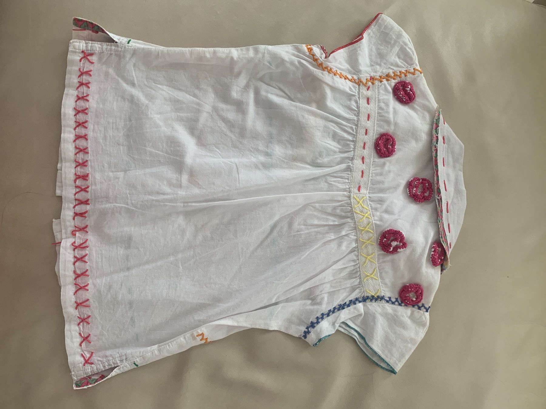 Camicette, T-shirt & Top: 3x Tops gr 122 fur Mädchen – Usato da Adligenswil venduto da Phoenix2017 2