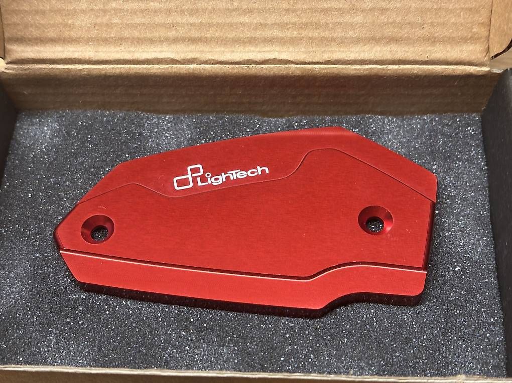 Tutti i ricambio per moto: Lightech Fluid Cover fürs Motorrad – Nuovo e nell'imballaggio originale da Ipsach venduto da Cedritschy 2