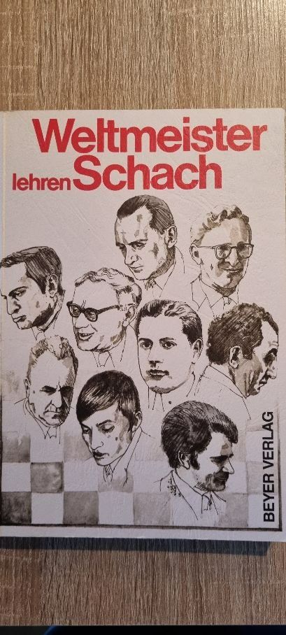 Libri: Schachbuch Weltmeister lehren Schach – Usato da Muttenz venduto da Langerochade