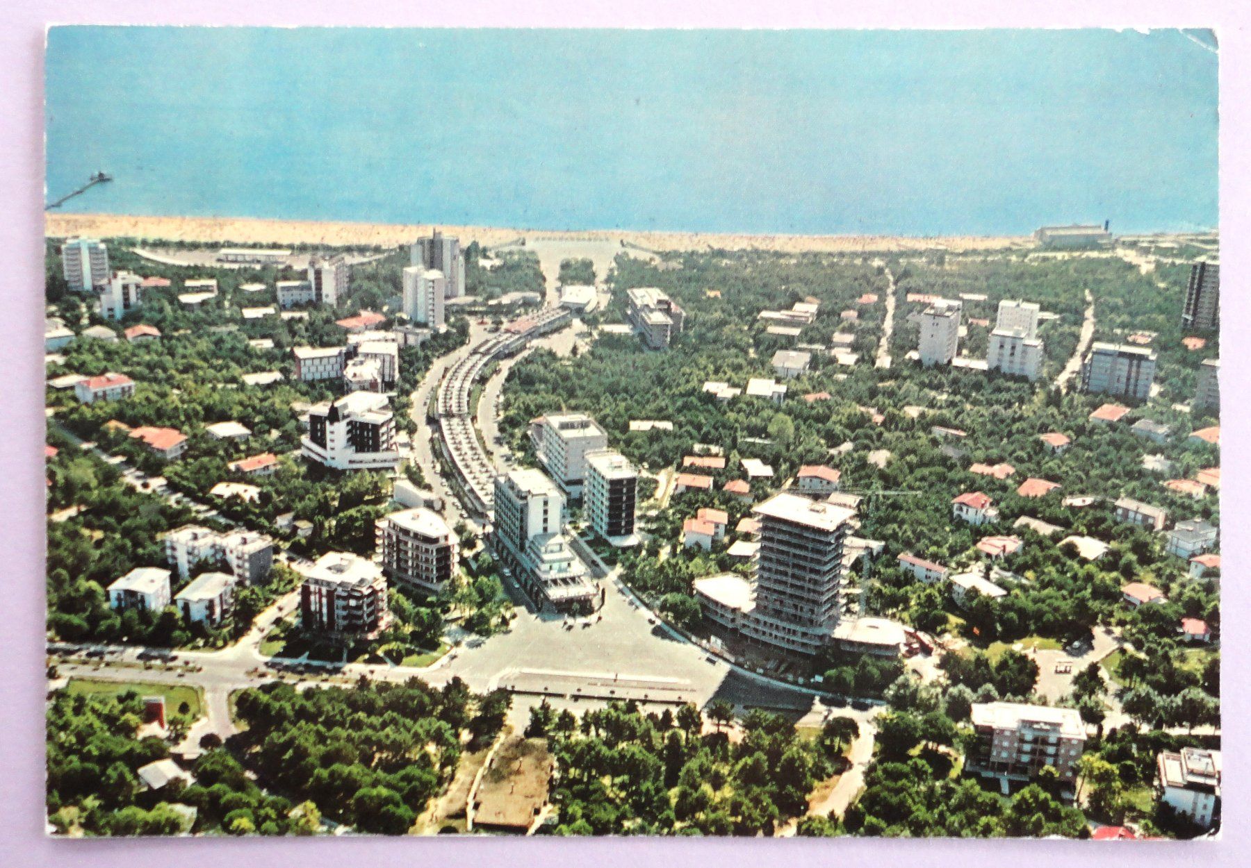 Cartoline postali: Lignano Pineta, dall' aereo – Usato da Fétigny venduto da Billy2miny