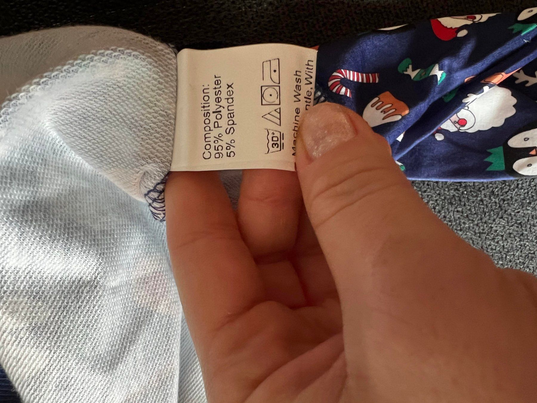Pulls et sweat-shirts: Neue Pulli für Kinder 5-6 Jahren – Neuf avec emballage d'origine à Riehen par edu_92w7 6