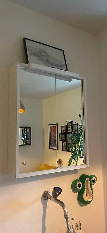 Ikea Armadietti a specchio: IKEA Spiegelschrank klein – Usato da Laufen venduto da jer_w9tl