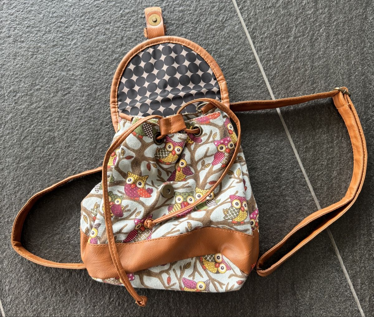 Borse & Zaini: Kleiner Rucksack mit Eulenmotiv – Usato da Lüsslingen venduto da Geronimo66 1