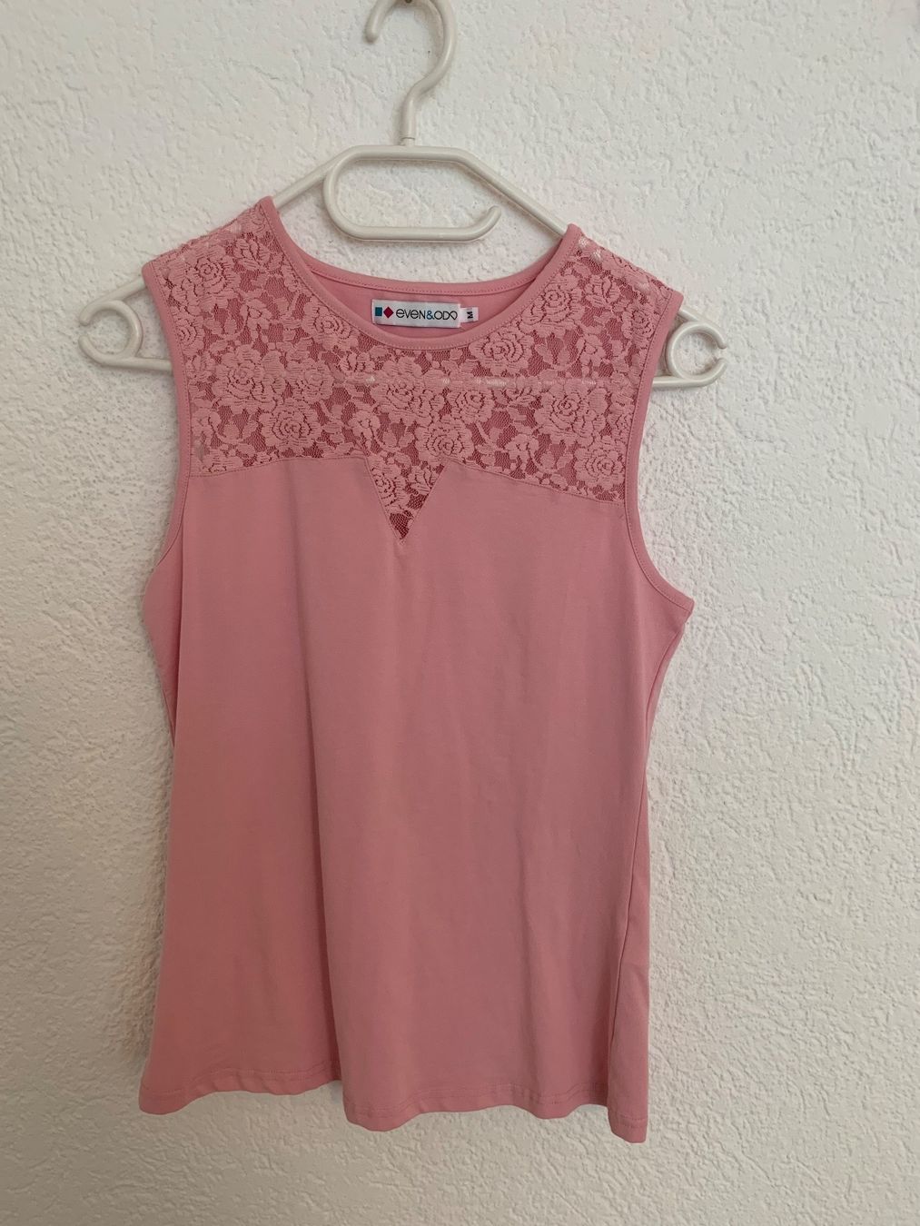 Top: Even & Odd Top rosa Spitze Gr. S / M – Usato da Fislisbach venduto da KolibriSecondhand