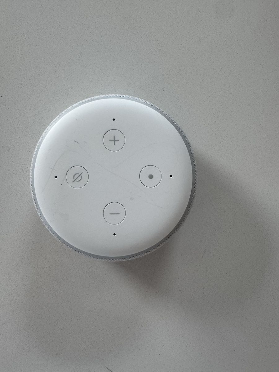 Radio: Amazon Echo Dot 3. Generation – Smart Speaker Alexa – Usato da Nürensdorf venduto da Floriiiiin