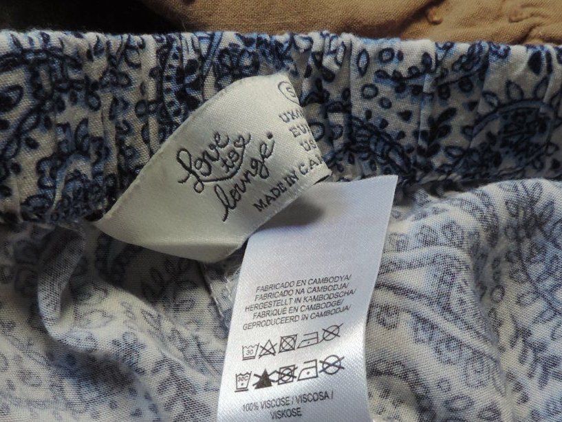 Hosen: short tribal bleu blanc – Gebraucht aus Genève von Axelle333 7