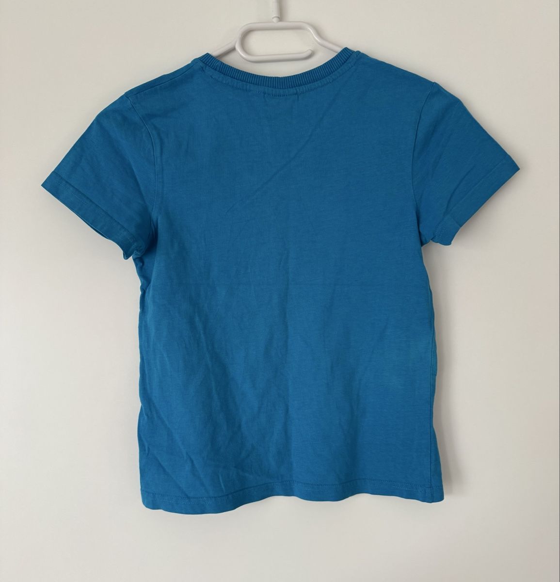 Camicie, T-shirt & Polo: Cooles T-Shirt , Grösse 122/128 – Usato da Flumenthal venduto da Krajan 1