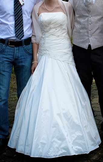 Vestiti: Hochzeitskleid Merys Gr. 38 – Usato da Ehrendingen venduto da Panakea