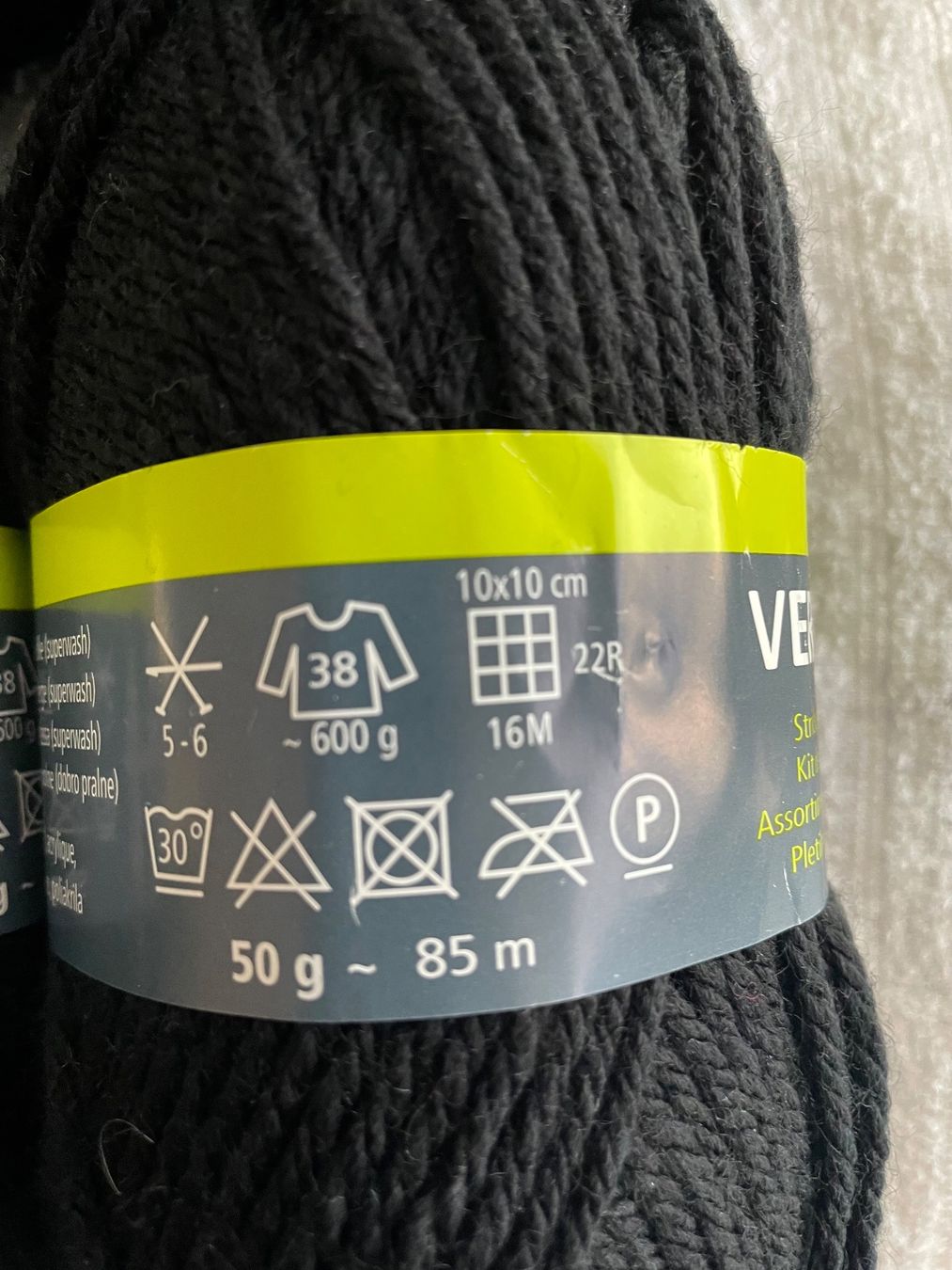 Wolle: Wolle – Neu und originalverpackt aus Kriens von Mayang 2