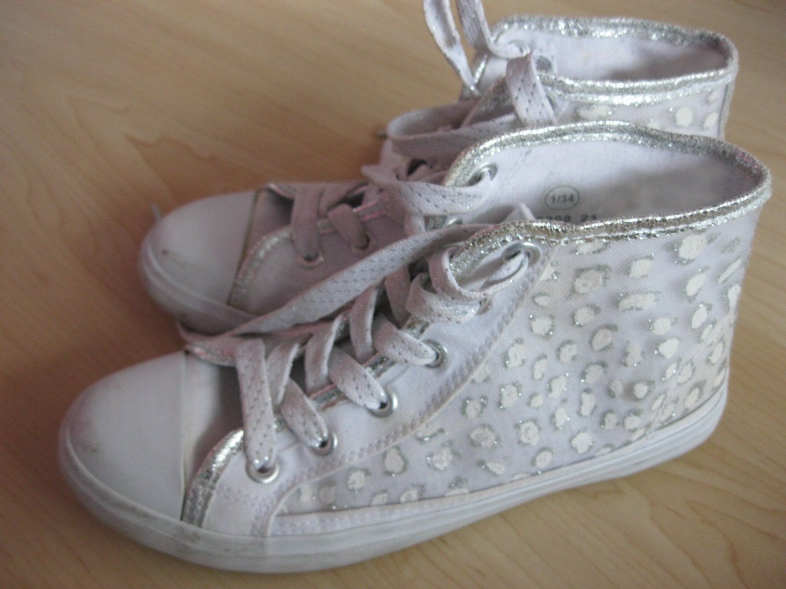 Scarpe per ragazze: Mädchenschuhe Gr. 32/33 – Usato da Vitznau venduto da Kateborg 4