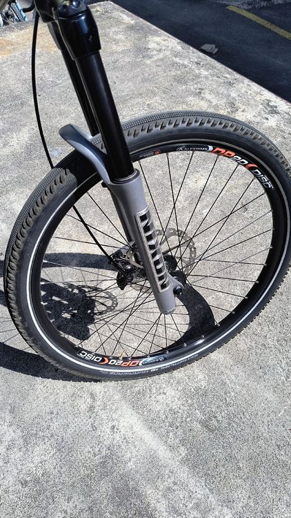 Giant Vélos: Mountainbike Giant Reign 2 Fully 26 Zoll – D'occasion à Biel/Bienne par Limite15 2