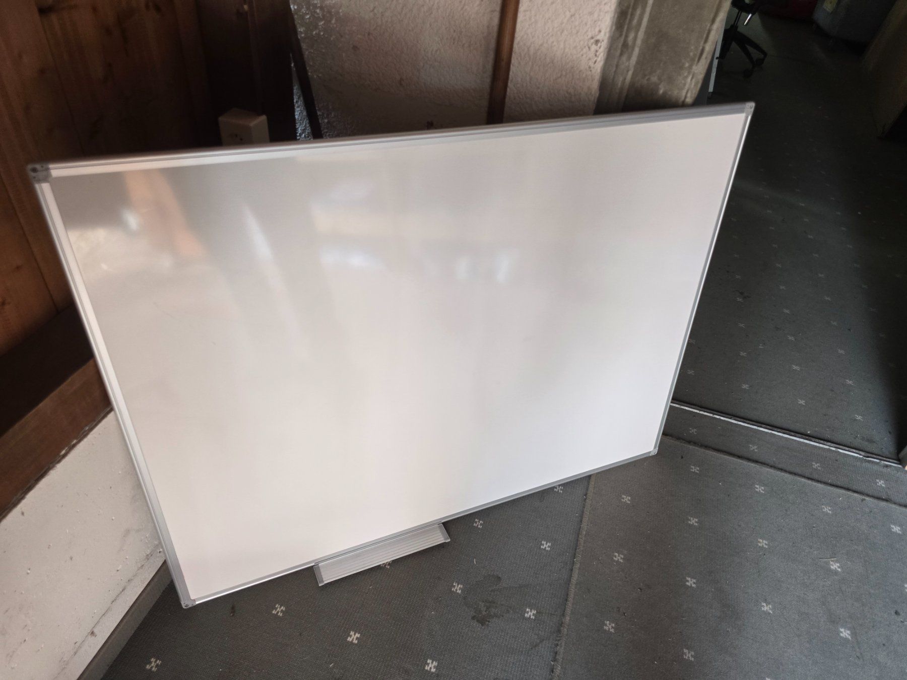 Lavagne: gebrauchtes Whiteboard120x90cm ab 1.- – Usato da KRINAU venduto da Mio_Liqstyle 2