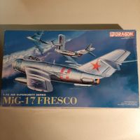 2210 ... MIG-17 Fresco ... Dragon 2512