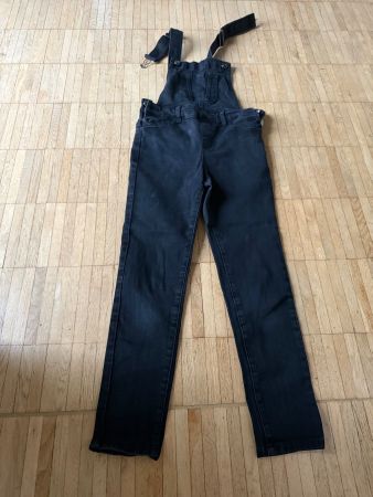 Jeans-Latzhose schwarz Gr. 140