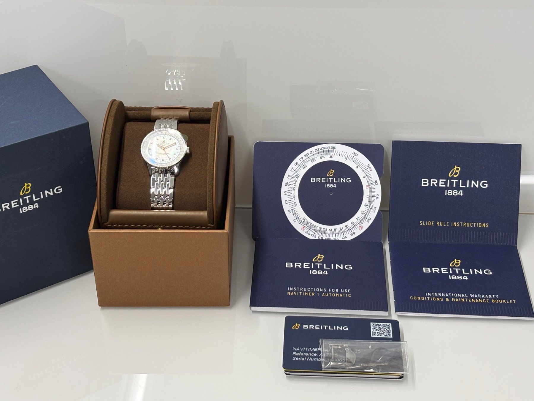 Breitling Montres: Breitling Navitimer Automatic 35 MOP Diamant – D'occasion à Grenchen par chaga1234 9