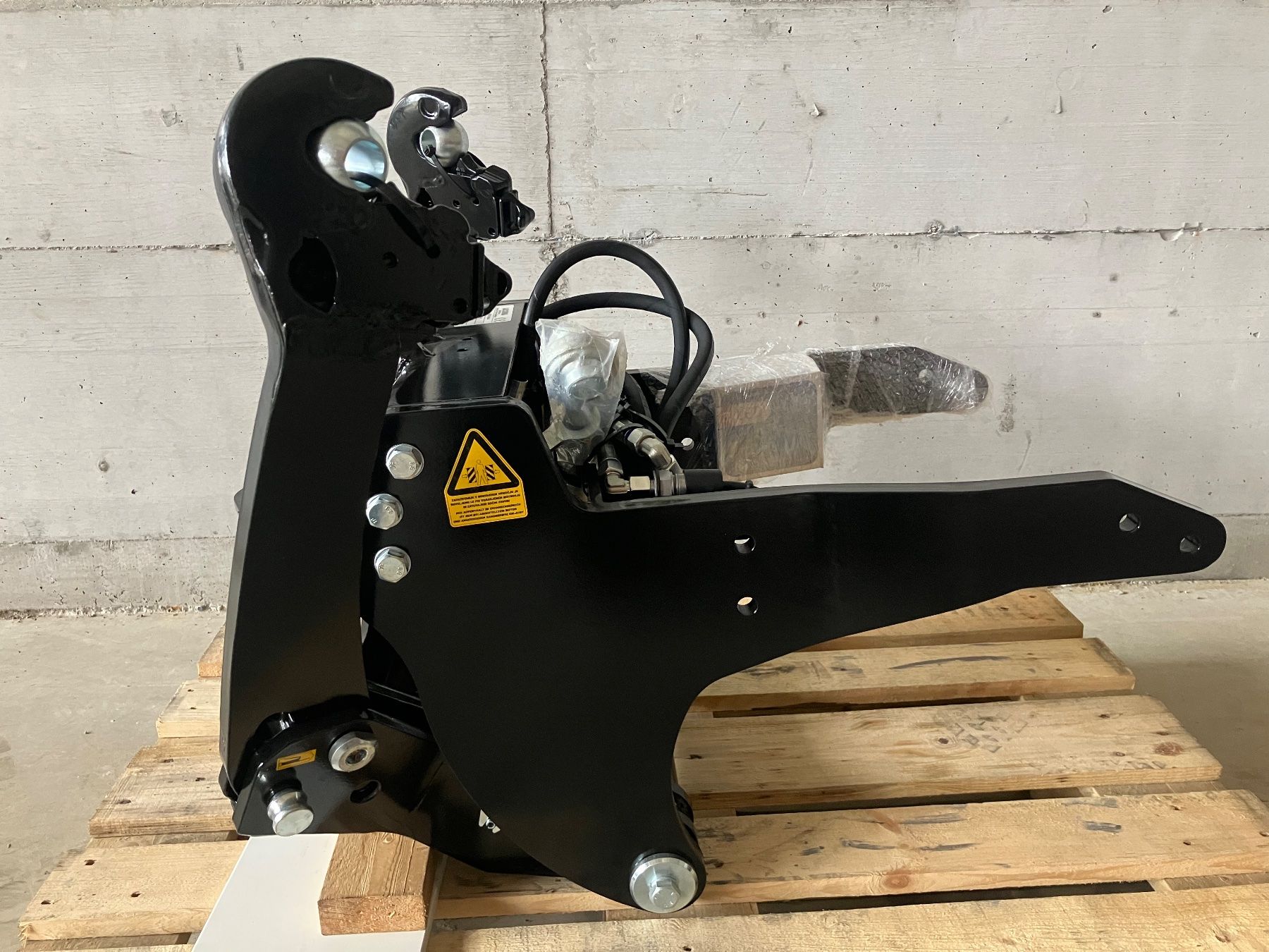 Hürlimann Trattori: Fronthydraulik zu Hürlimann XA / Deutz Agroplus / Same Dorad – Nuovo e nell'imballaggio originale da Lommis venduto da gorenc-swiss