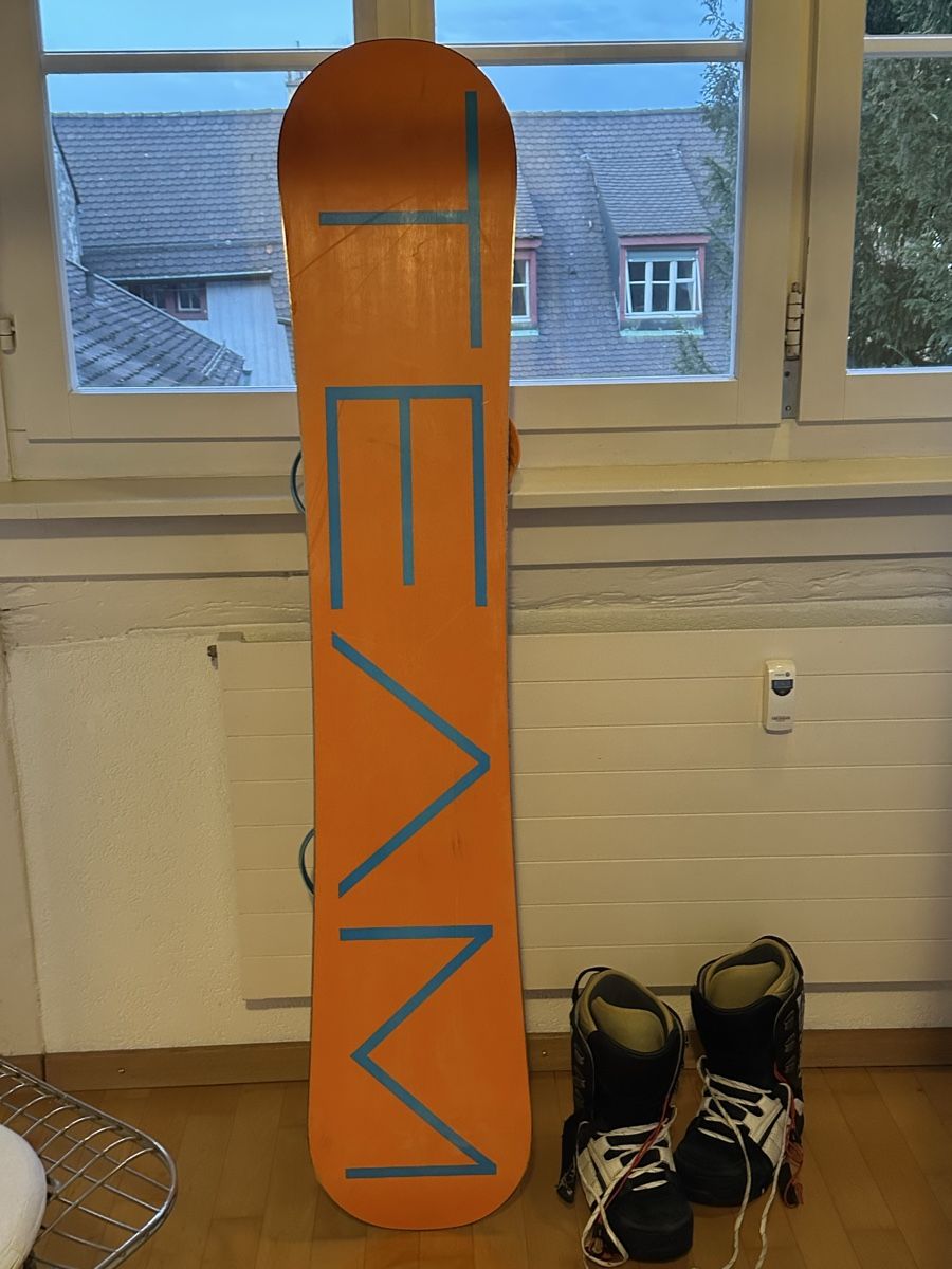 Snowboard Nitro Board: Nitro Snowboard Set - (154cm/Gr42) – Usato da Basel venduto da mic_du 1