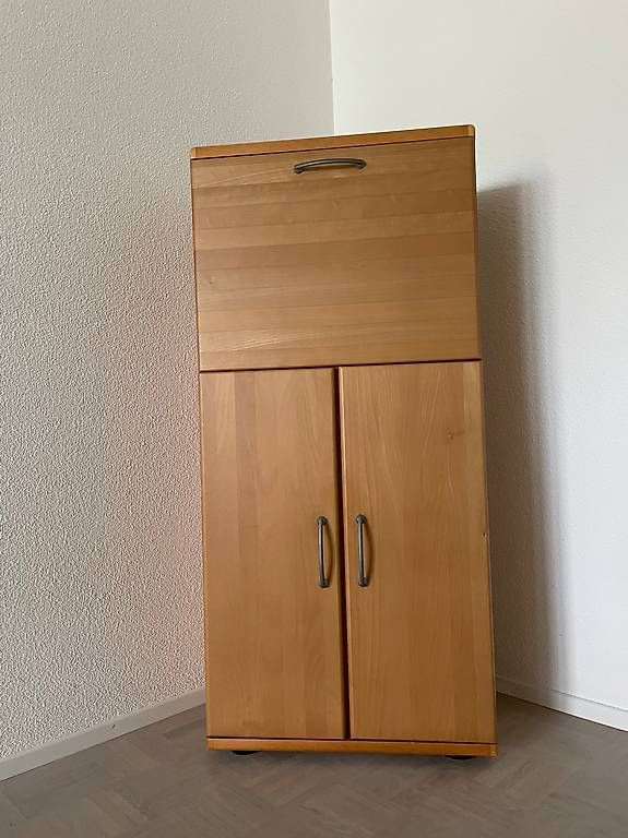 Regale: Wohnwand mit separatem Barelement vom Fachgeschäft  – Gebraucht aus Emmenbrücke von mei_r9m8 1