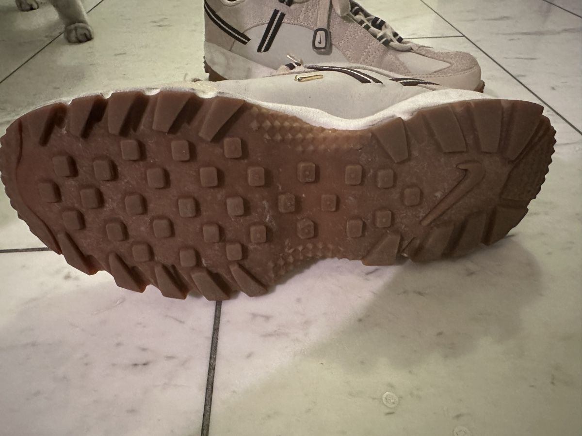 Nike Scarpe da uomo: Nike Jacquemus Sneaker – Usato da Wattwil venduto da ber_l85q 2