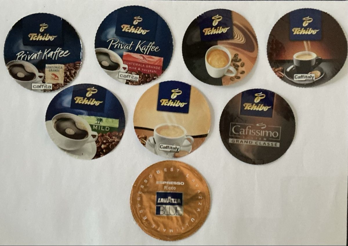 Kaffeerahmdeckel: Kaffee-Kapseldeckel – Gebraucht aus Allschwil von gewuerznelke