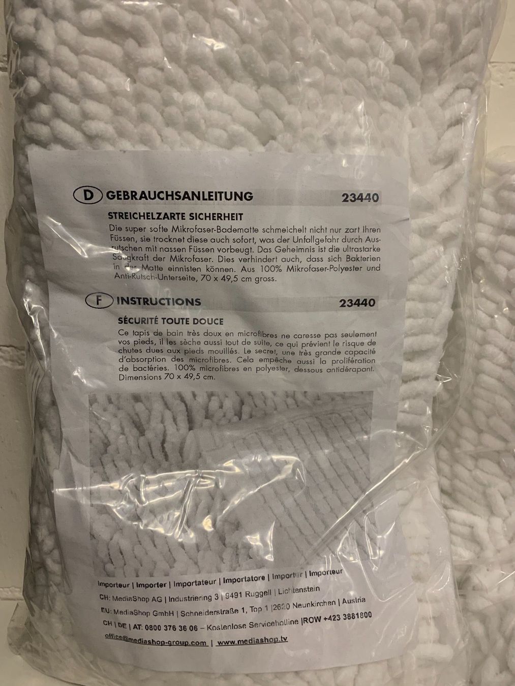 Teli da bagno: Mikrofaser-Badematte mit Anti-Rutsch – Nuovo e nell'imballaggio originale da Wetzikon ZH venduto da Armend-08 2