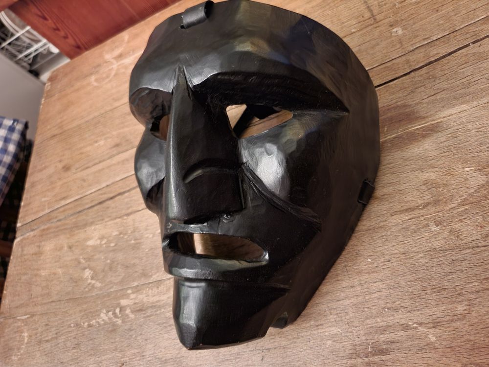 BRACCIALE MAMUTHONES MASCHERA SARDA ARTIGIANATO ARGENTO CORDINO