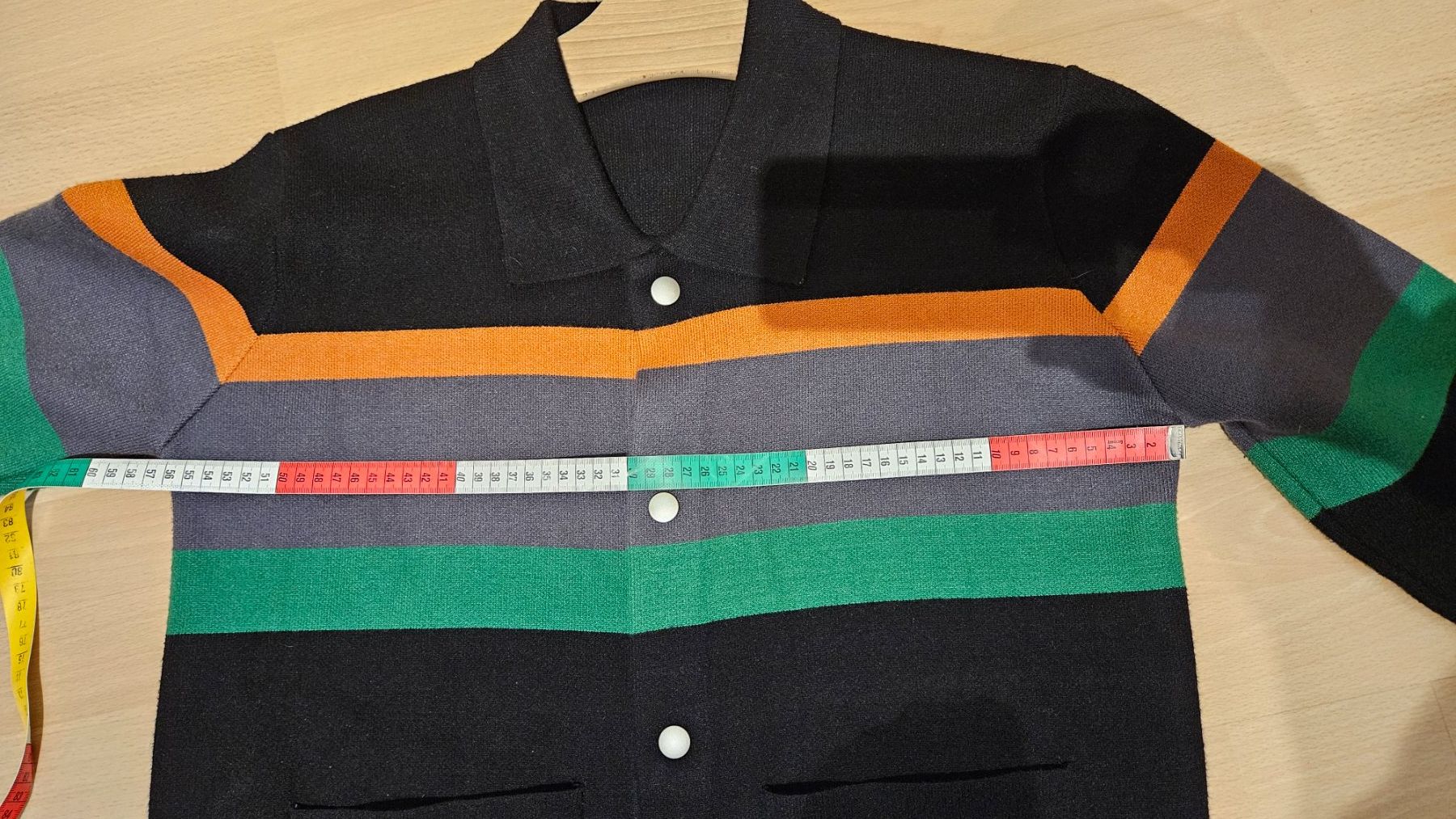 Giacche: Jacke, Strickjacke mit 2 aufgesetzten Taschen, ca. M – Usato da Jona venduto da ASMARADO 2