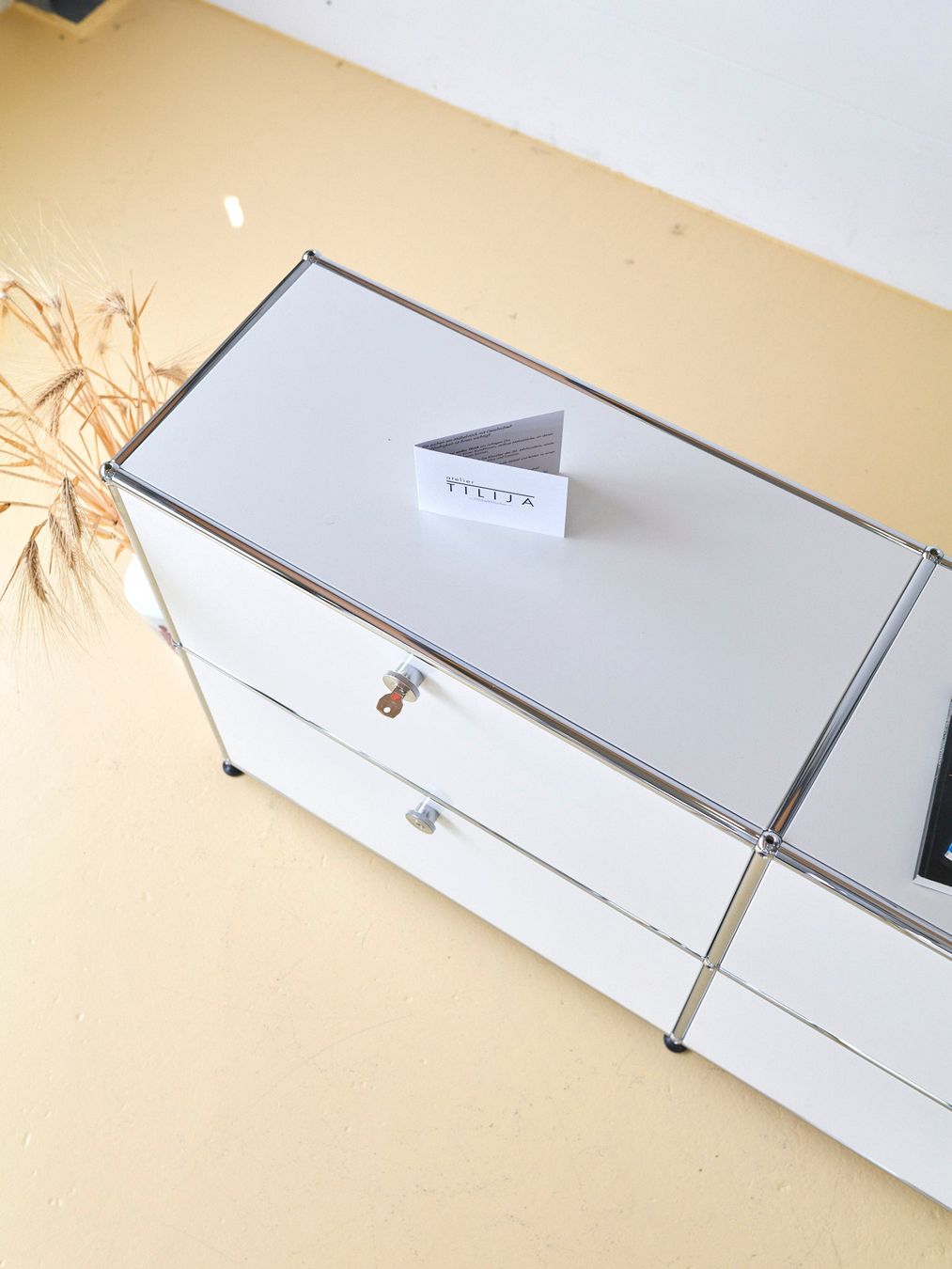 USM Cassettiere: USM Haller Sideboard | Weiss | Neuwertig – Usato da Meinisberg venduto da atelier_TILIJA 6