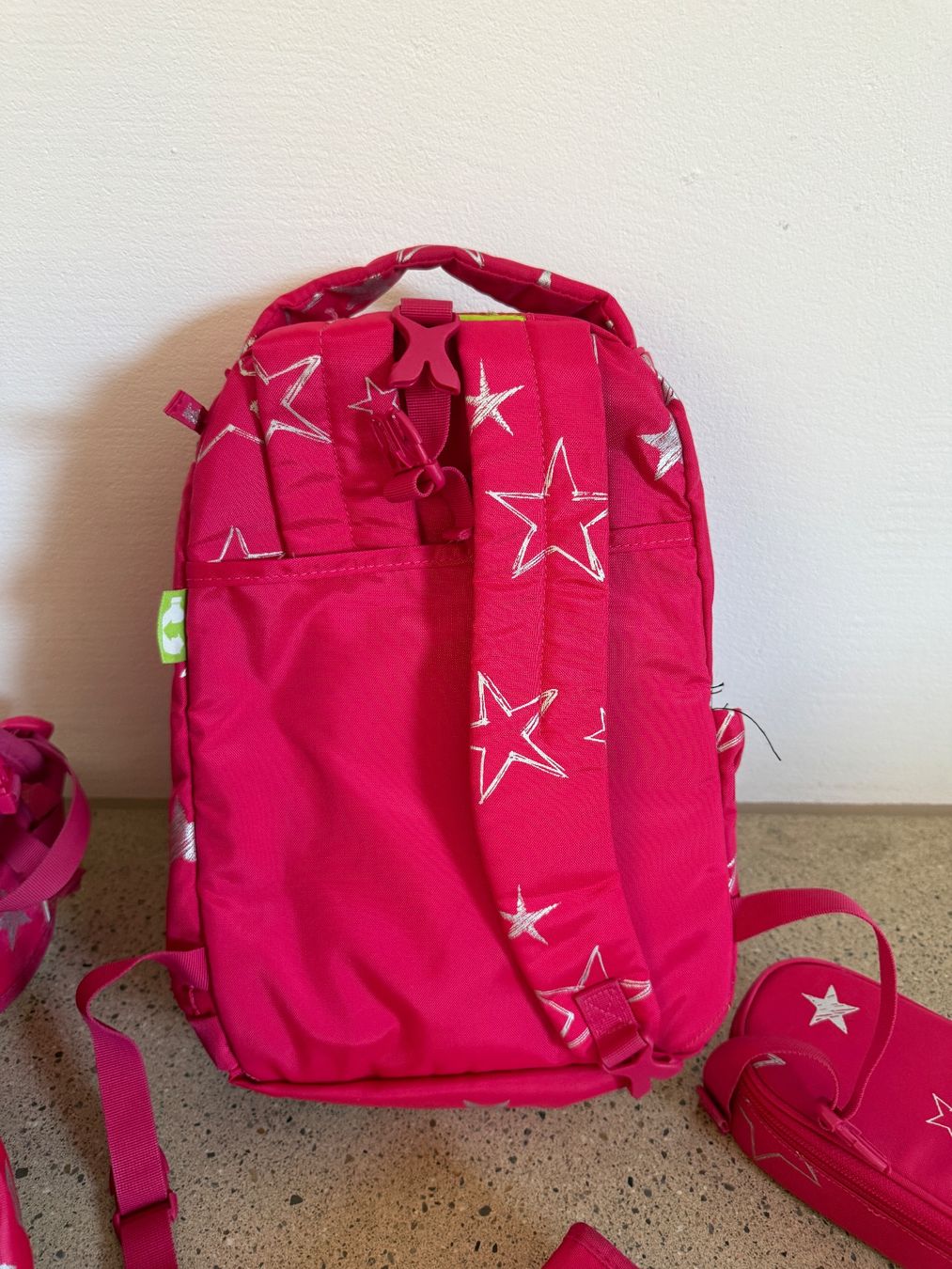Ergobag Kindertaschen: Ergobag Schulrucksack Set Pink Sterne – Gebraucht aus Wohlen AG von sel_2zd6 8