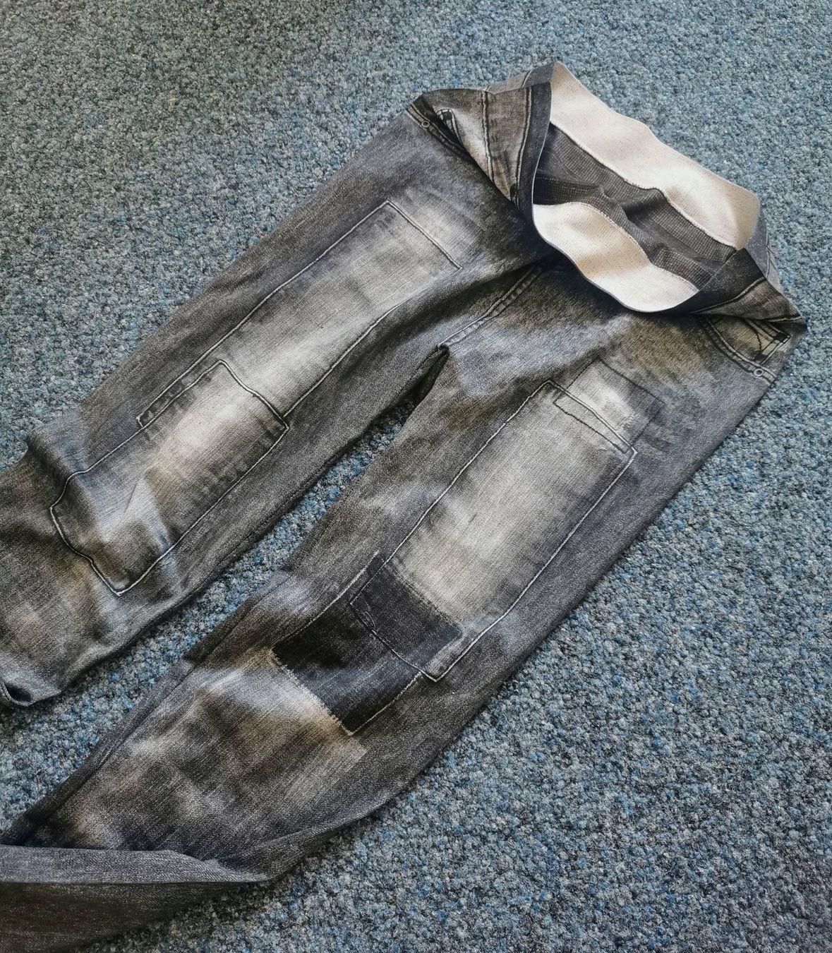 Leggings: Leggins Gr.S mit Jeansaufdruck – Nuovo (secondo la descrizione) da Obergerlafingen venduto da Sigus 1