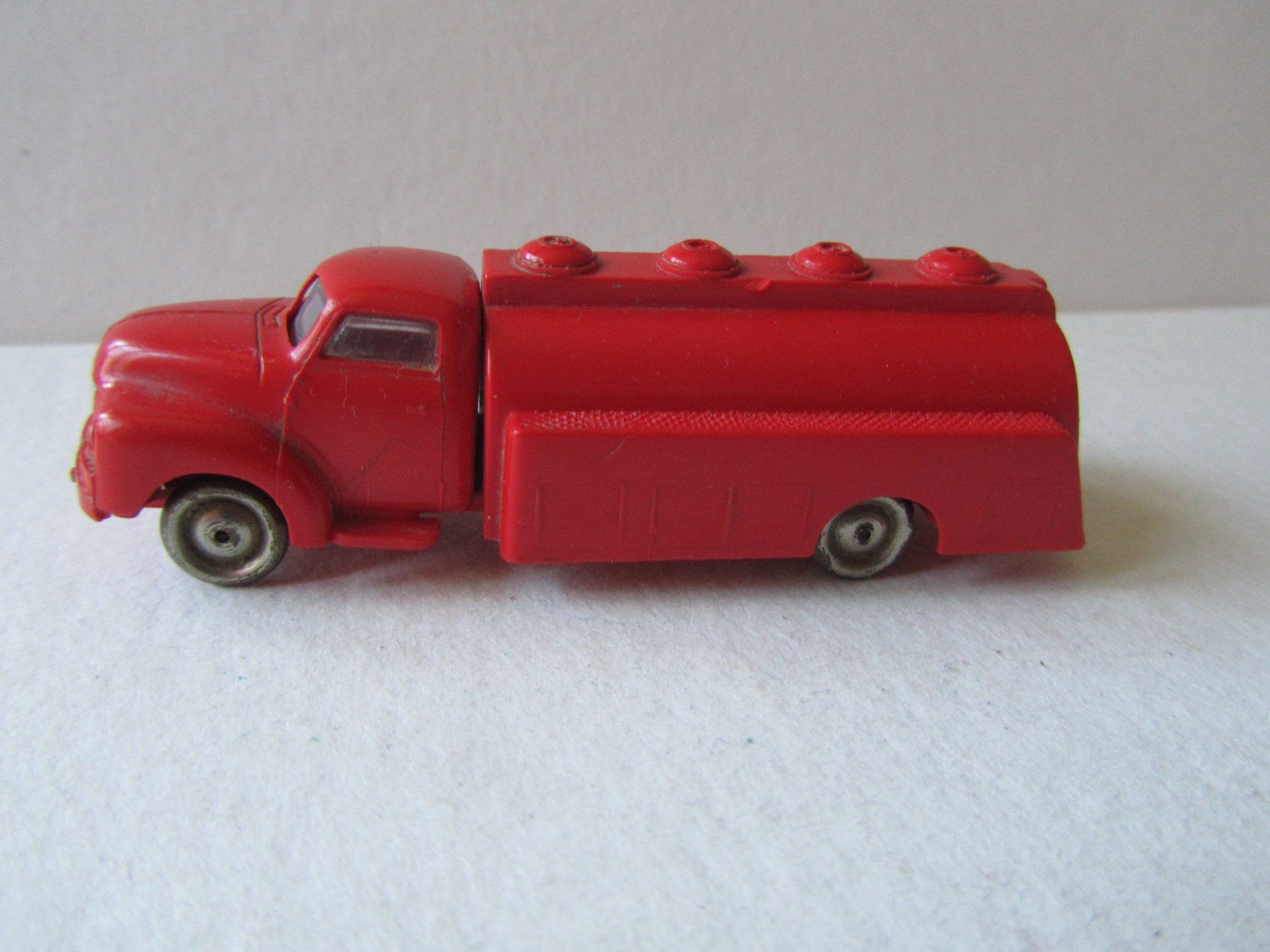 Modellautos: Bedford Tanker Esso, Lego – Gebraucht aus Weiningen ZH von dietsch57