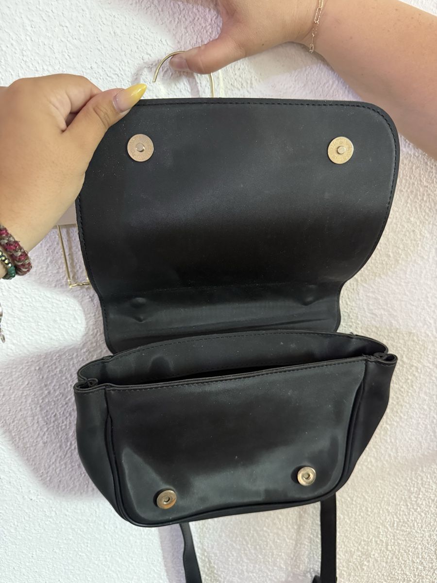 Juicy Couture Taschen für Damen: Juicy Couture Umhängetasche – Gebraucht aus Zürich von rio_lbs5 2