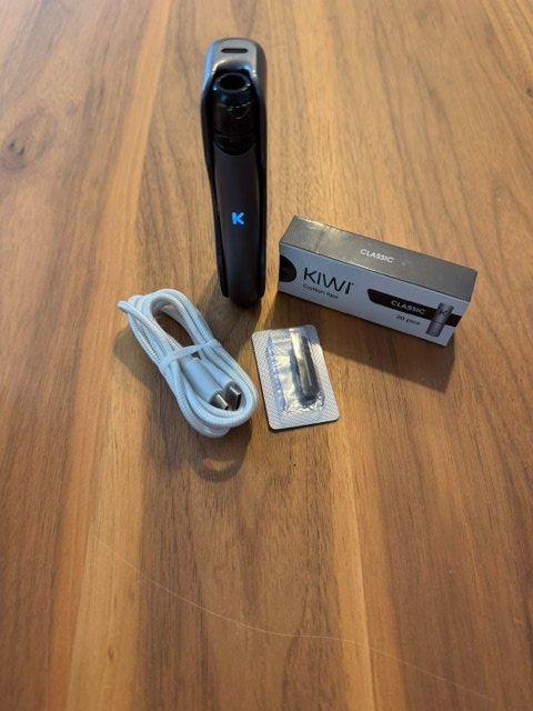 Autres tabacs: KIWI Starter Kit E-Zigarette | Komplett mit Box & Zubehör – D'occasion à Staufen par inf_gw9p