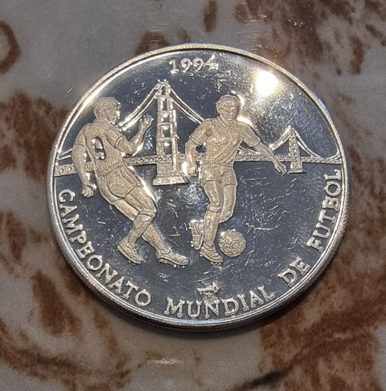 Tutti le monete: Feinsilbermünze 10 Pesos – Usato da Kreuzlingen venduto da Vitali_93