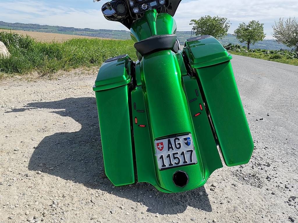 Harley-Davidson Touring: Harley-Davidson FLHXSE CVO Street Glide Bagger – Usato da Eggenwil venduto da starsandchrome 7