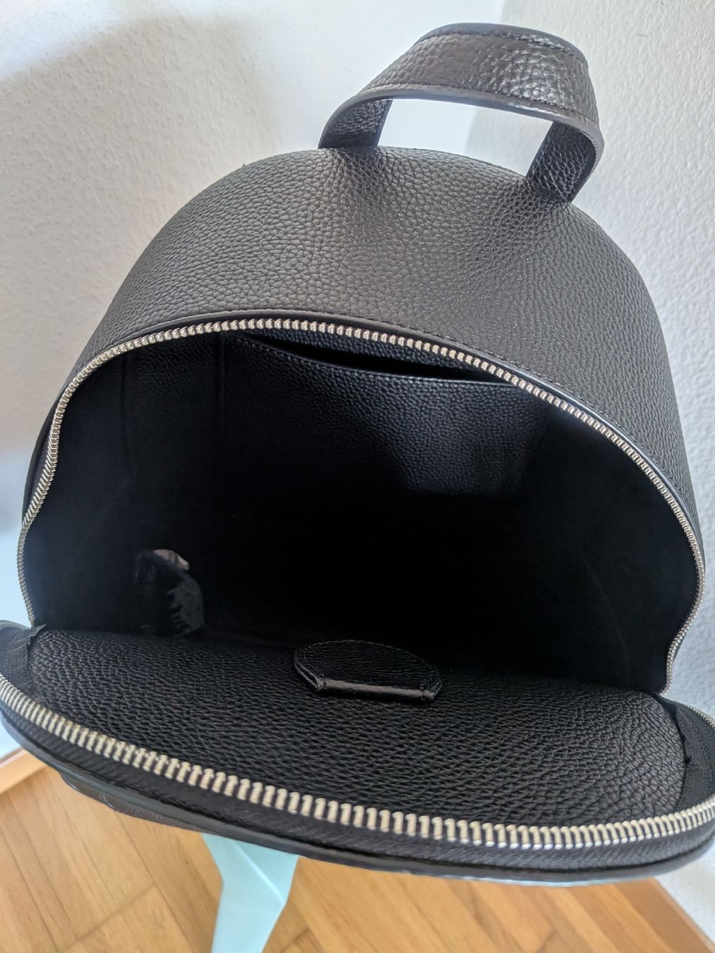 Tommy Hilfiger Zaini: Tommy Hilfiger Black backpack, medium size – Usato da Wettingen venduto da ann_hzb5 2