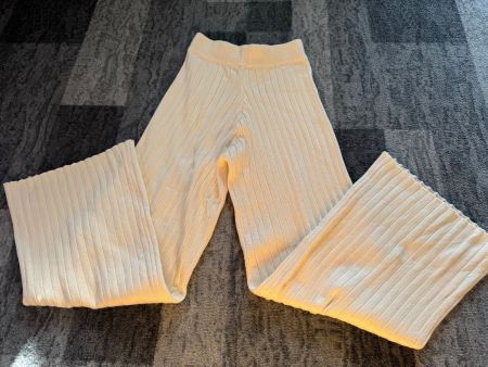 Trendige Strickhose Damen Länge Hose in Creme Gr S M