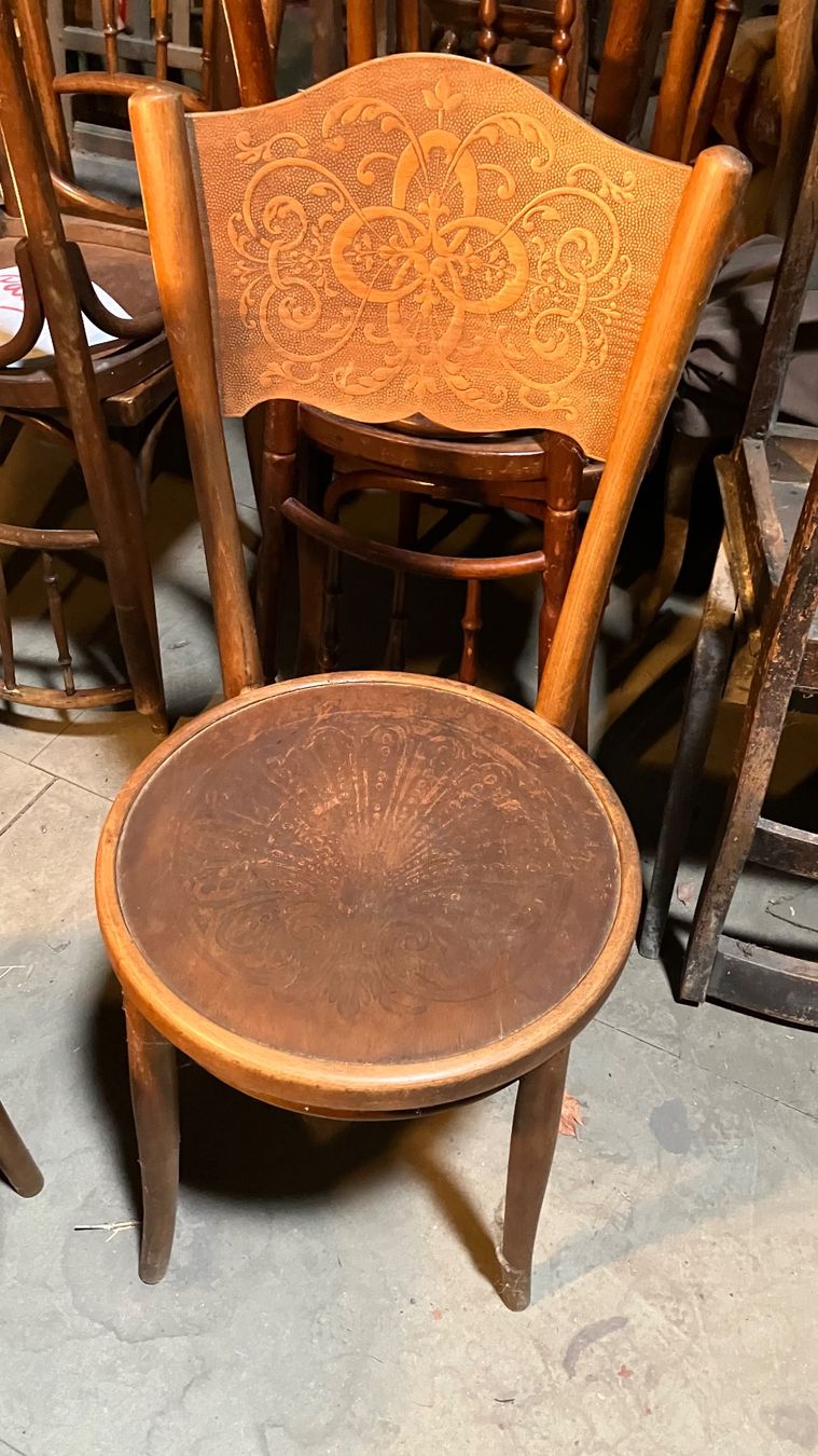 Chaises: Chaise bistro Bistrostuhl antik – D'occasion à St-Cierges par LeRegain 2